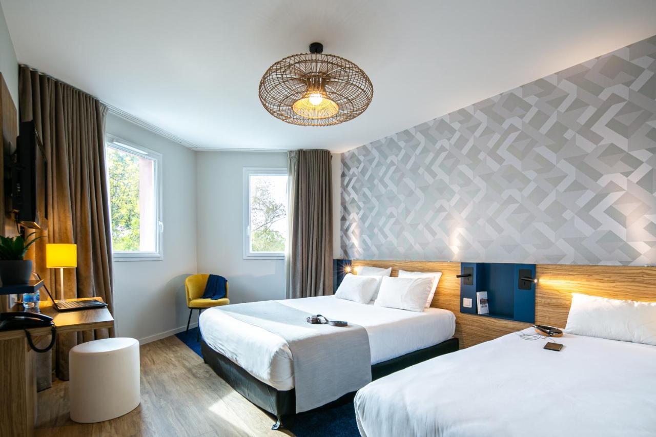 The Originals Boutique Hotel Restaurant Saint James, Montaigu-Vendee Exteriör bild