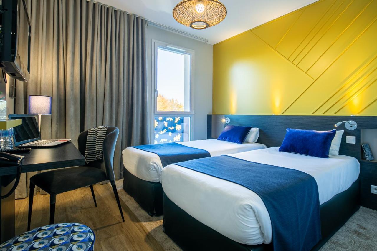 The Originals Boutique Hotel Restaurant Saint James, Montaigu-Vendee Exteriör bild